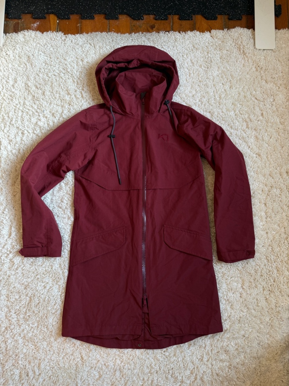 Kari Traa Women's Raundalen Maroon Long Jacket. Sz Sml. SPRING. GREAT shape!